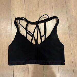 Women’s Under Armour Black Strappy Sports Bra. Size Small